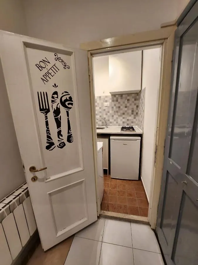 Monolocale Suite Con Terrazzino Rome 0*,