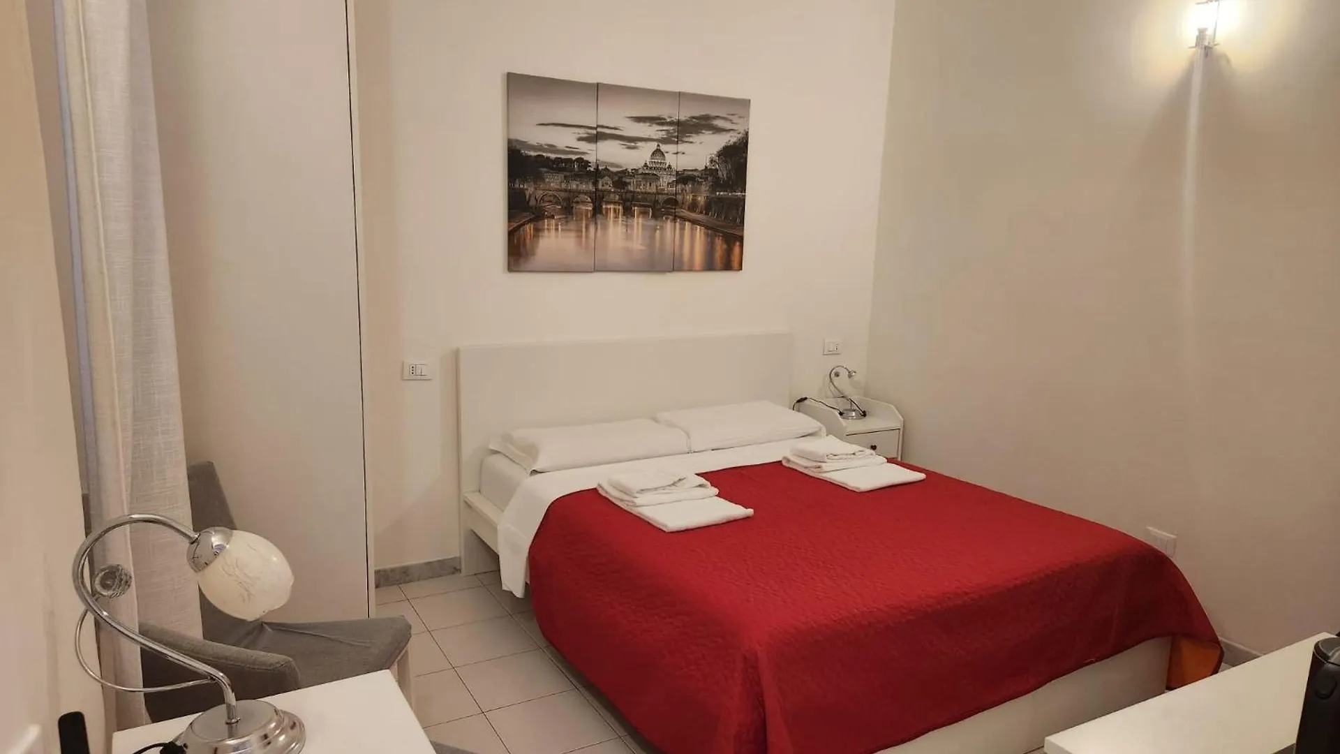 Apartment Monolocale Suite Con Terrazzino Rome Italy